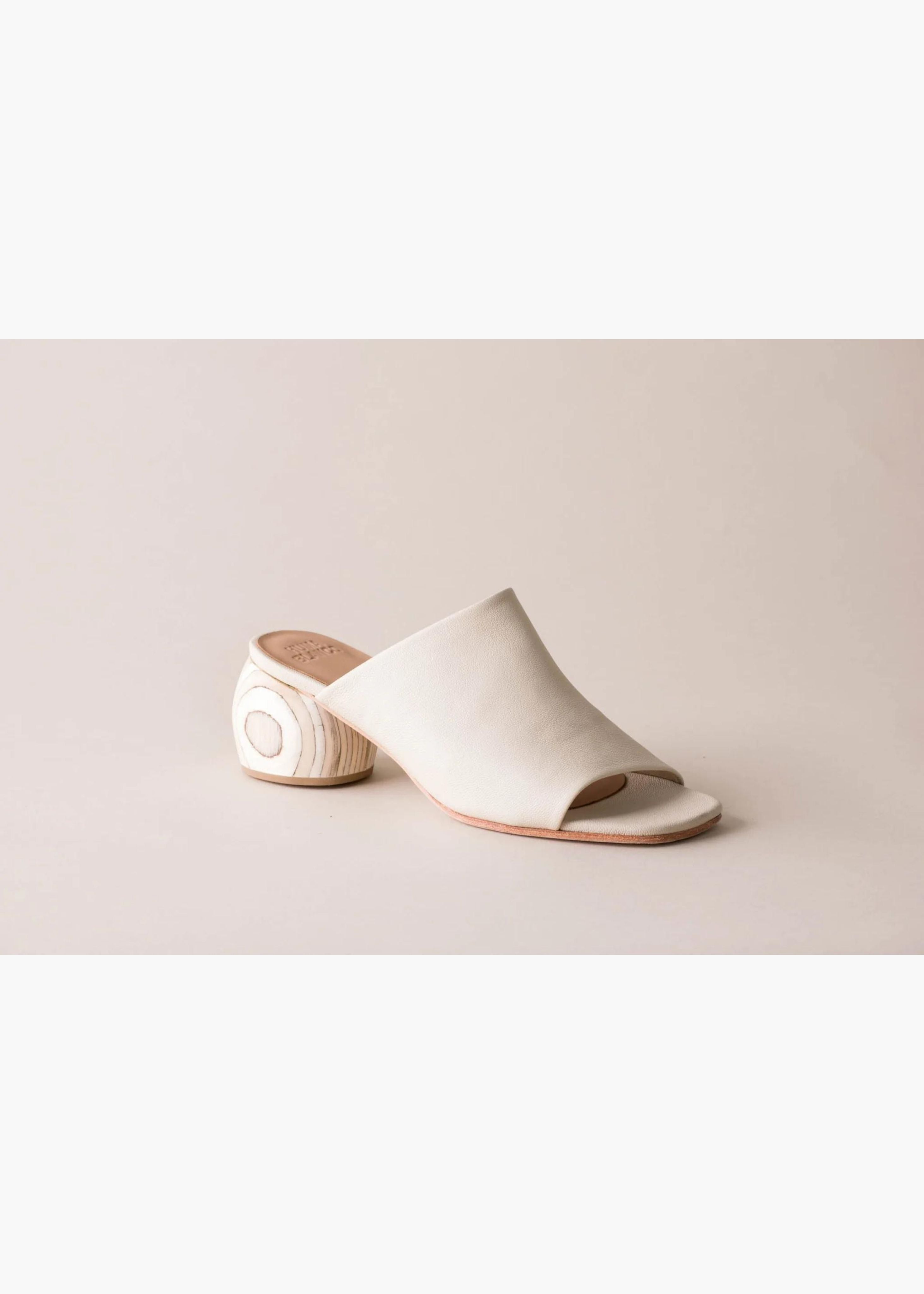 Milla mule, bone