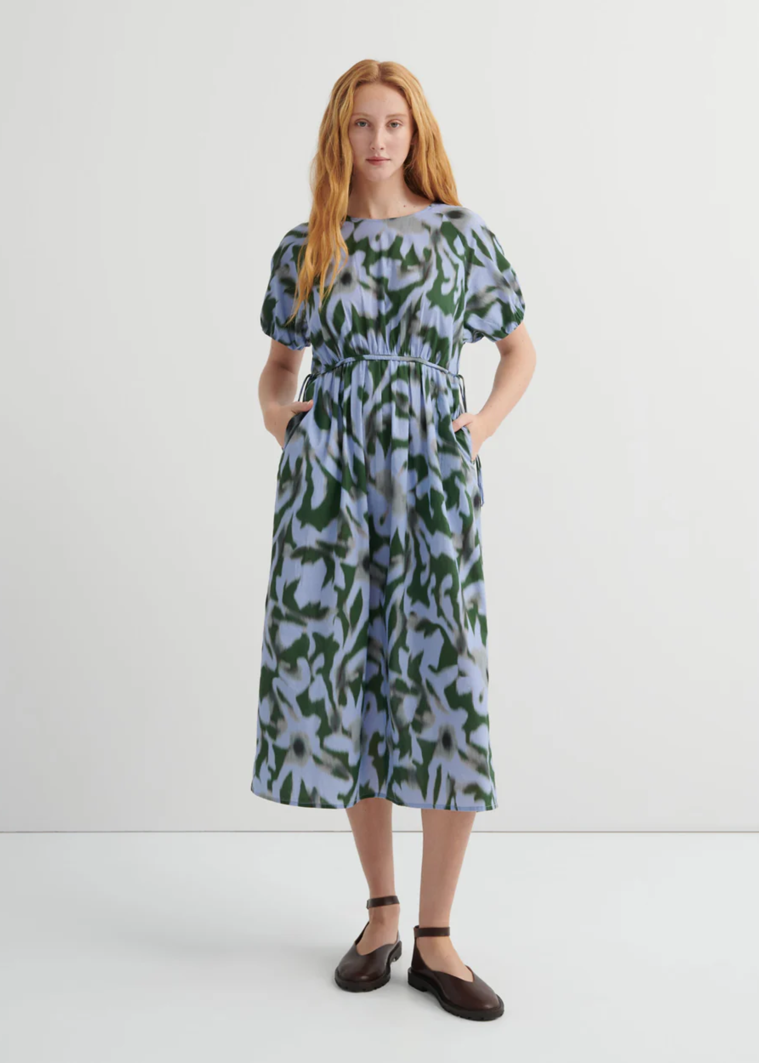 Illustrate dress