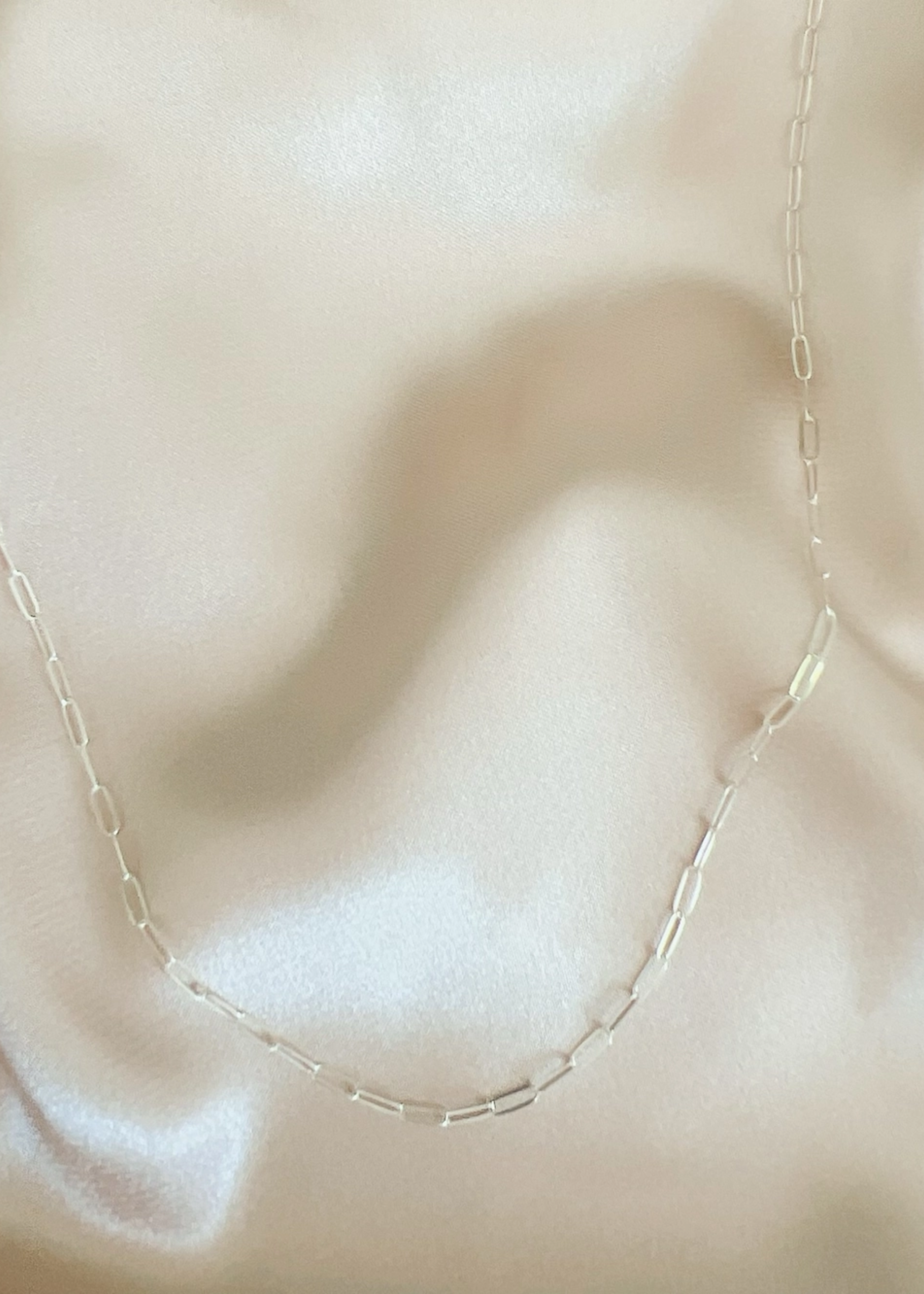 Rose paperclip chain, silver