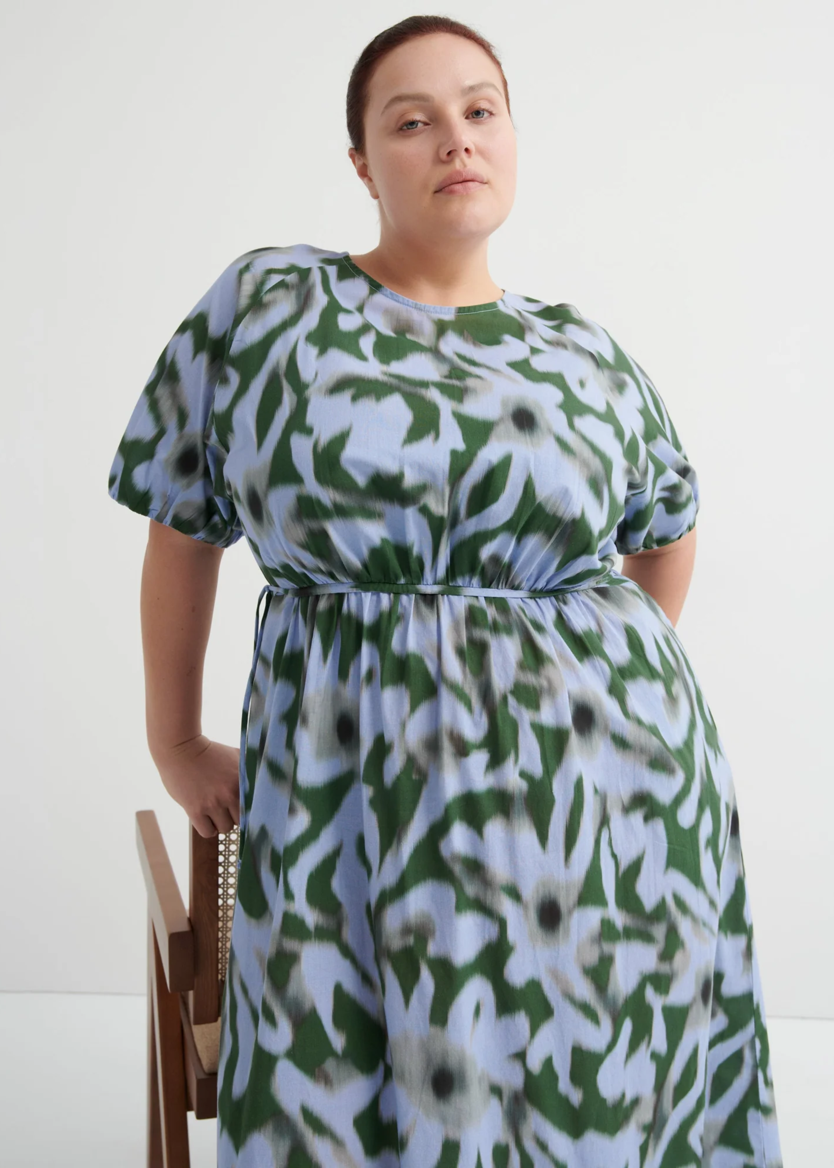Illustrate dress