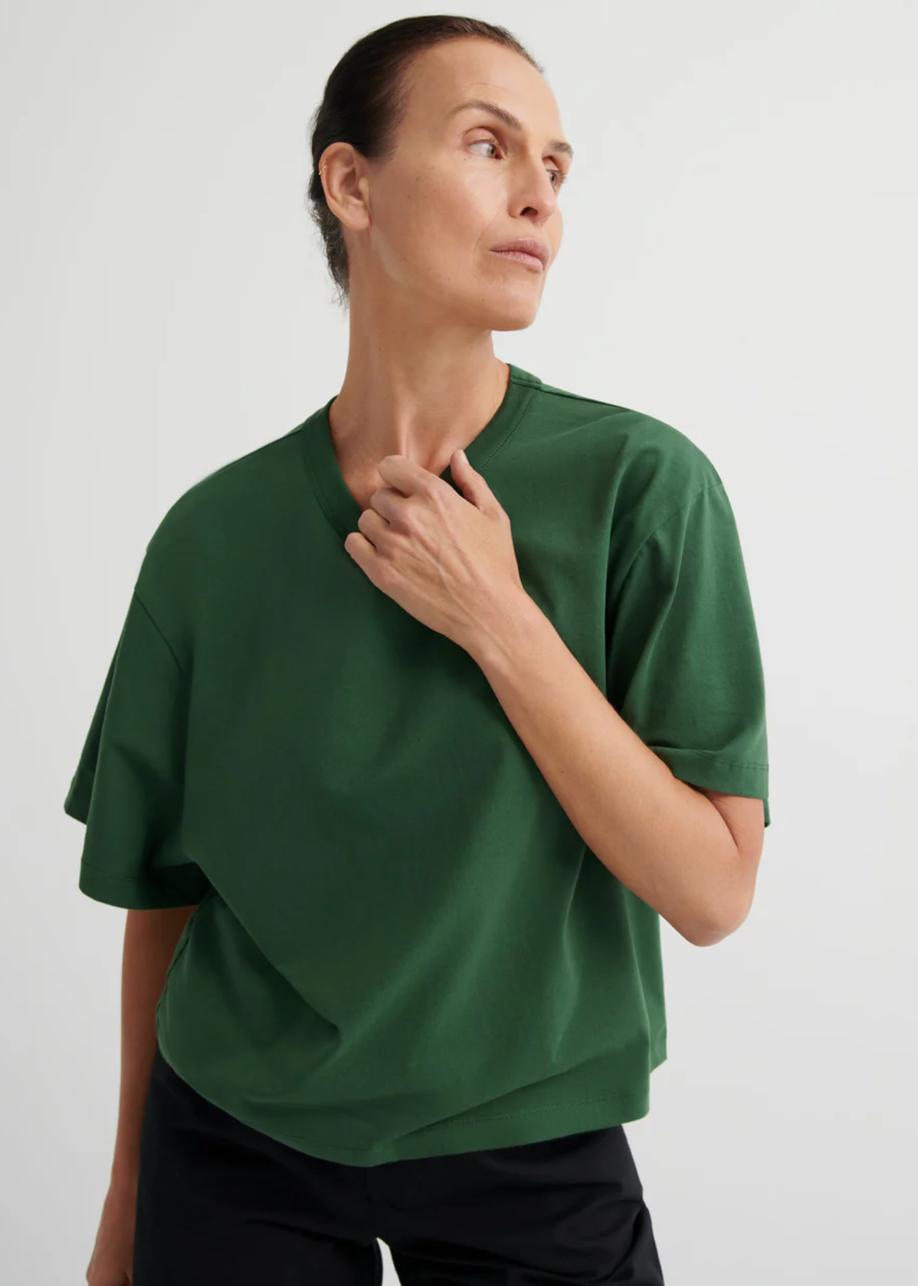 Shadow tee, green