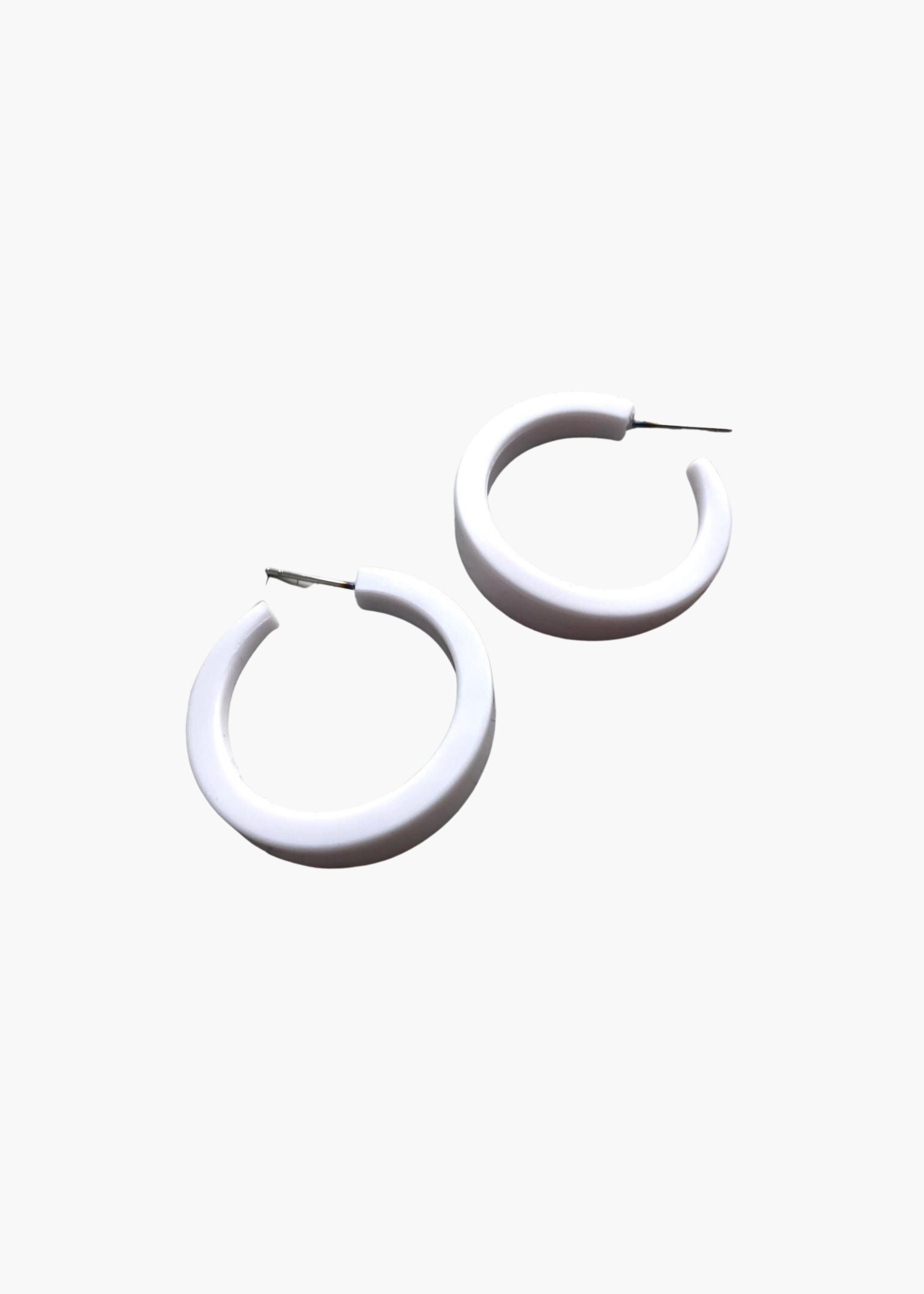 Lola hoops, white